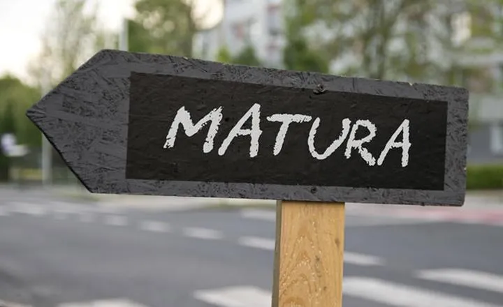 Czy matura podstawowa ma znaczenie dla studiów? Sprawdź, co musisz wiedzieć!