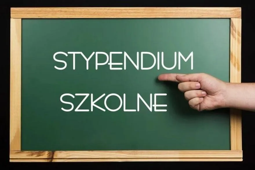 Jaki dochód potrzebny do stypendium szkolnego? Sprawdź, czy jesteś w gronie kwalifikujących się!