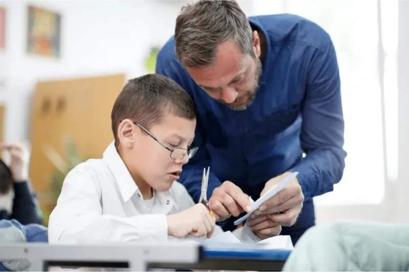 Nauczyciel wspomagający na forum: praktyczne porady i cenne doświadczenia ekspertów