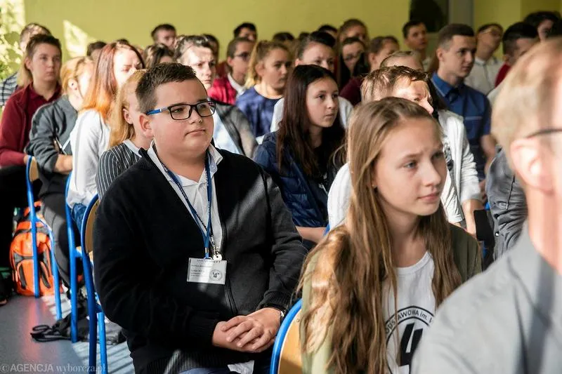 Zawodówka: jak długo trwa i jakie otwiera drzwi dla absolwentów?