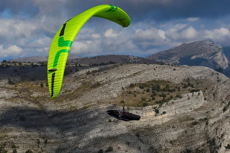 Zrozumienie delty w matematyce: Klucz do efektywnego rozwiązywania równań