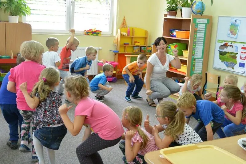 Rola nauczycieli w zabawie